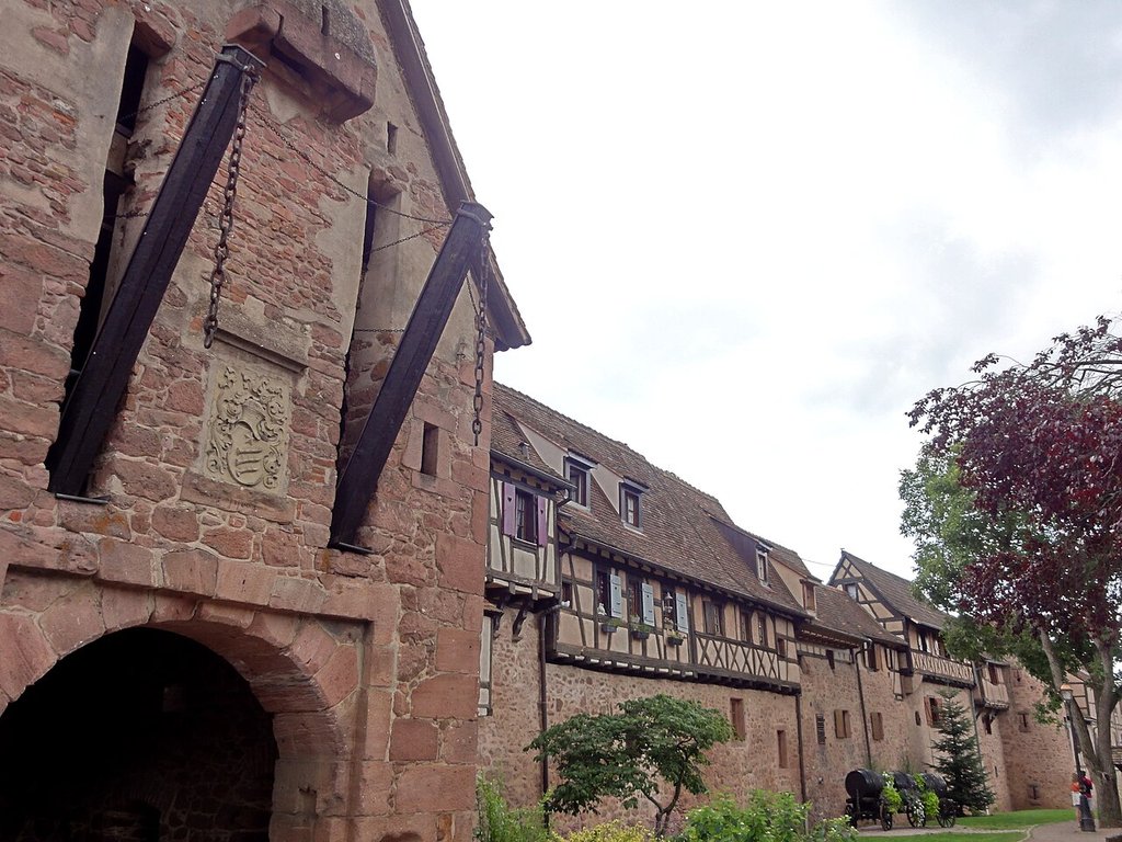Remparts de Riquewihr et Porte Haute