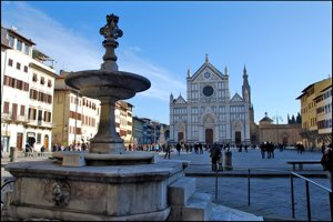 Fontaine et piazza Santa Croce