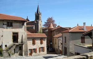 Le Crozet et son église