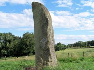 Menhir de Pierre Pointe